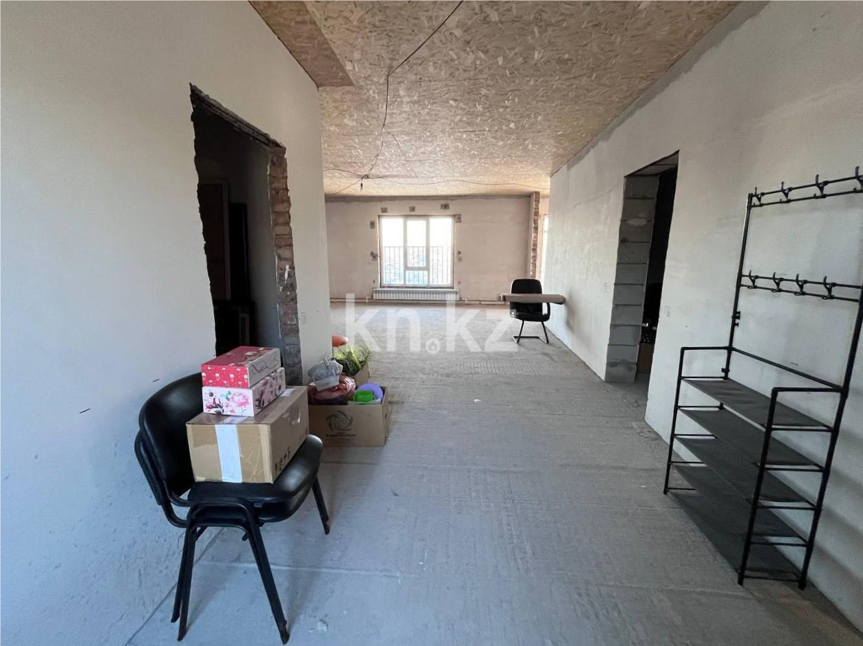 Продажа 3-комнатной квартиры, 121.5 м² в Караганде - фото 6