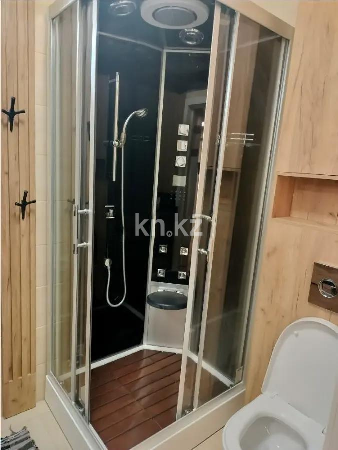 Продажа 2-комнатной квартиры, 77.6 м² в Алматы - фото 4