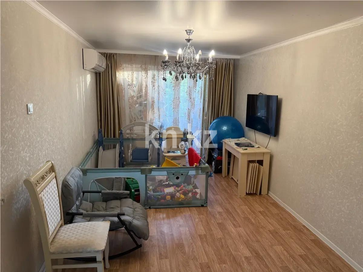 Продажа 3-комнатной квартиры, 59 м², мкр-н Аксай-2, дом  55 в Алматы