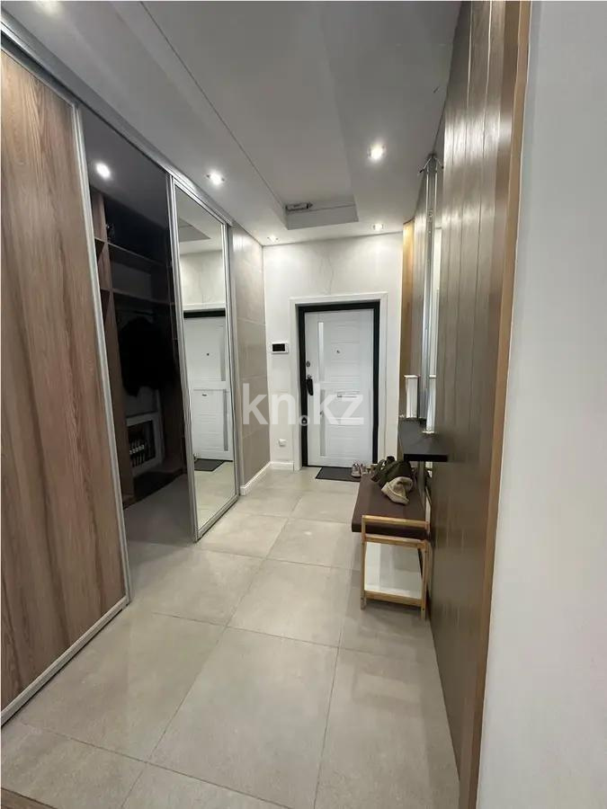 Продажа 3-комнатной квартиры, 124 м², ул. Ержанова, дом  34/1 в Караганде - фото 7