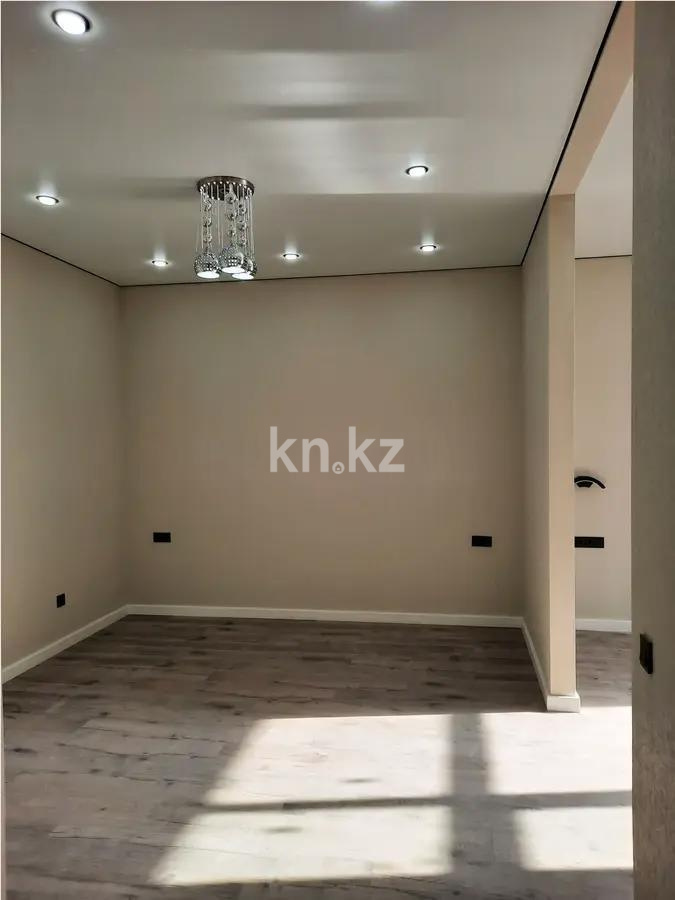 Продажа 2-комнатной квартиры, 53 м², ул. Ашимова, дом  13 в Караганде