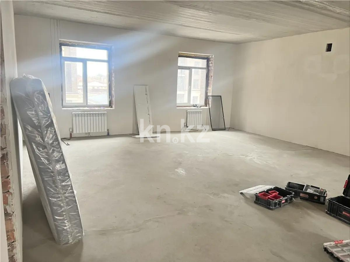 Продажа 4-комнатной квартиры, 119 м², пр. Республики, дом  49/2 в Караганде