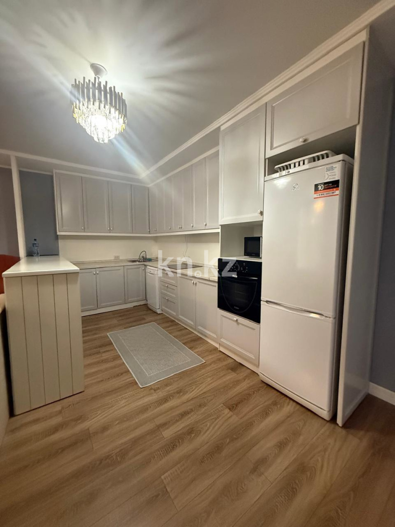 Продажа 3-комнатной квартиры, 130.9 м², ул. Арайлы в Алматы - фото 17