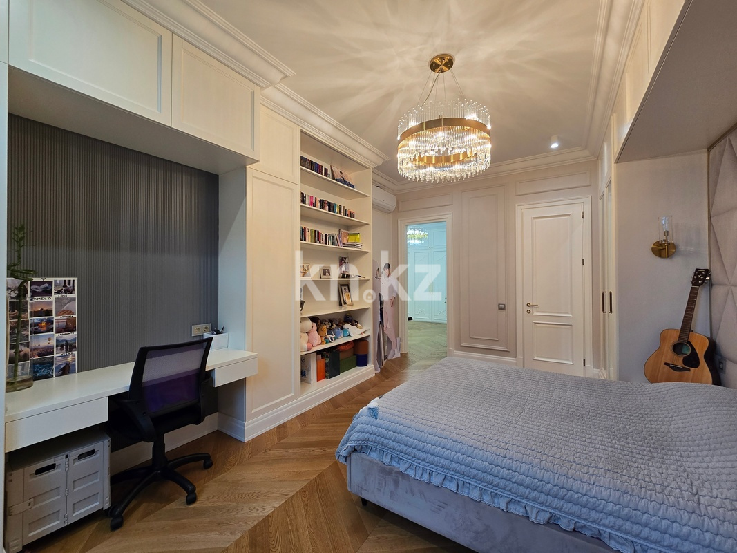 Продажа 3-комнатной квартиры, 191 м² в Алматы - фото 30