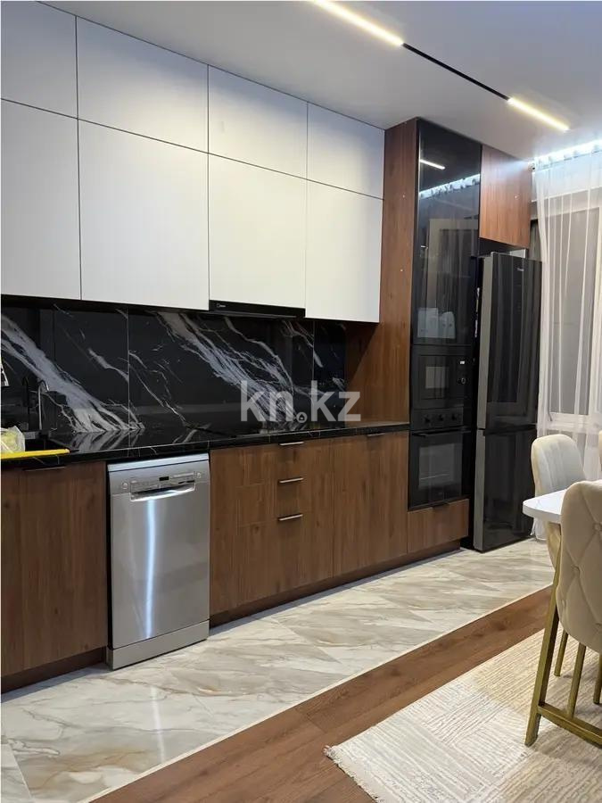 Продажа 3-комнатной квартиры, 78 м², ул. Омарова, дом  1 в Алматы - фото 3