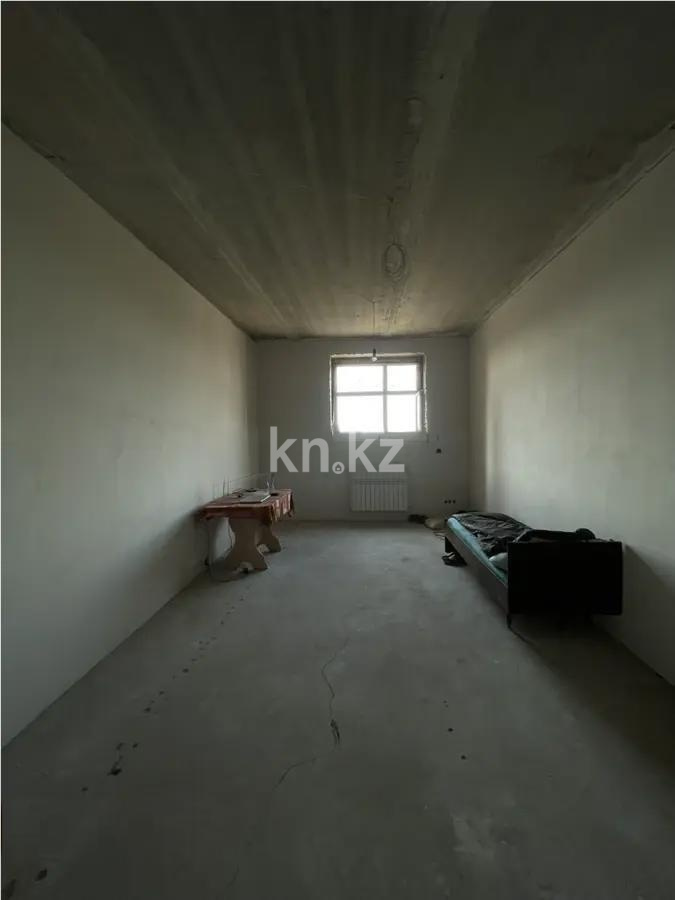 Продажа 3-комнатной квартиры, 77 м² в Караганде