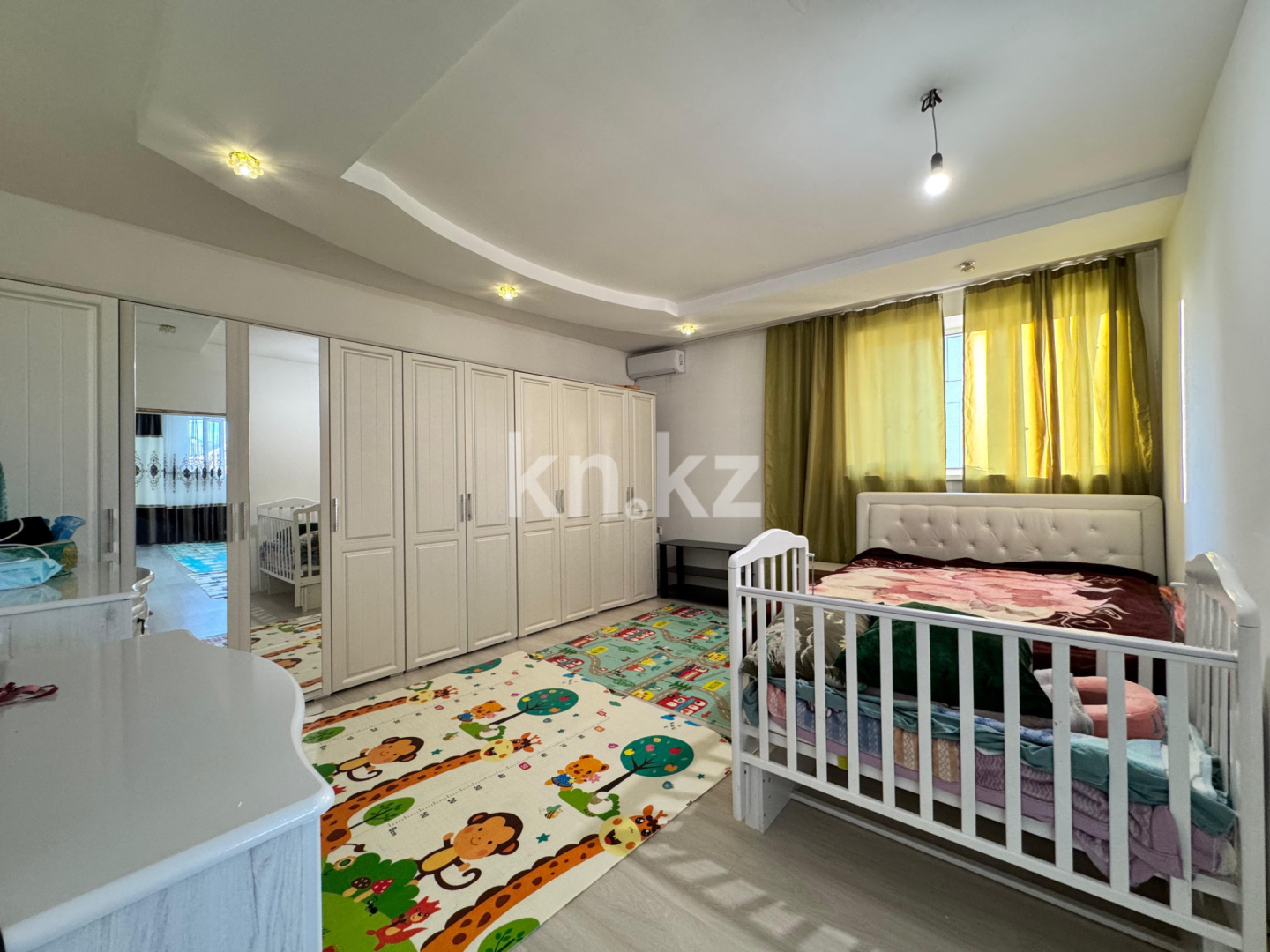 Продажа 6-комнатного дома, 343 м², ул. Карибжанова в Караганде - фото 7