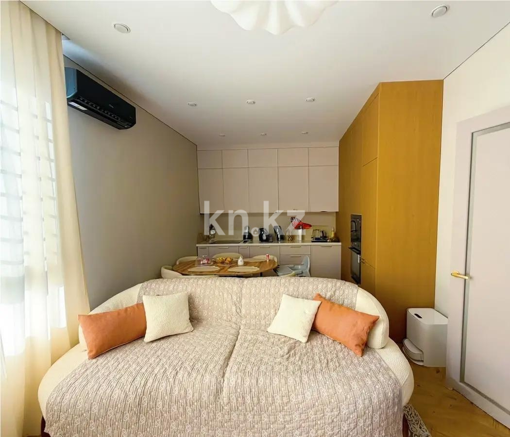 Продажа 2-комнатной квартиры, 49.8 м² в Астане