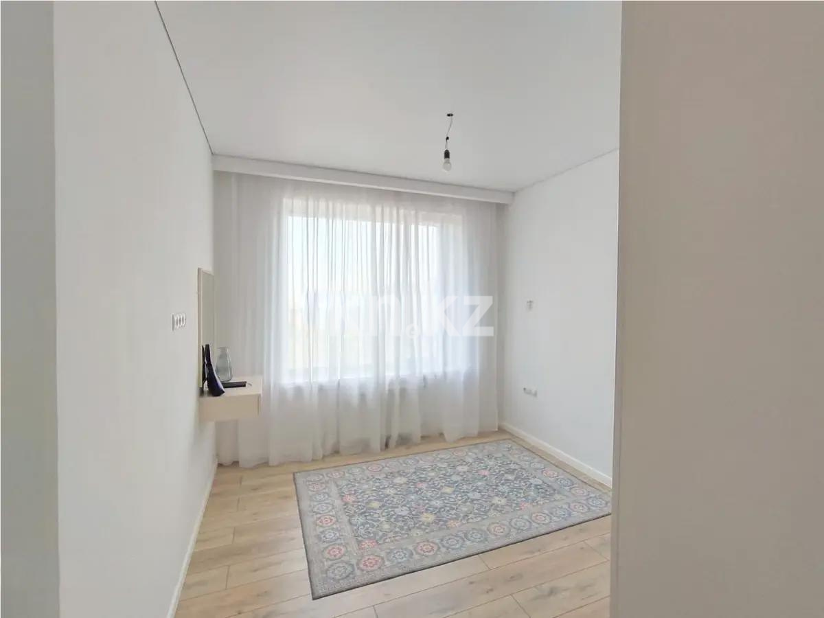 Продажа 2-комнатной квартиры, 62 м², ул. Сатпаева, дом  90/58 в Алматы