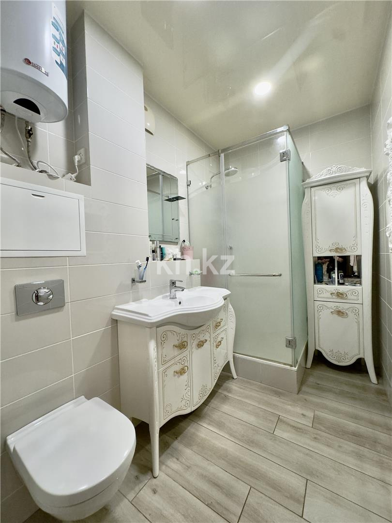 Продажа 5-комнатной квартиры, 217 м² в Караганде - фото 16