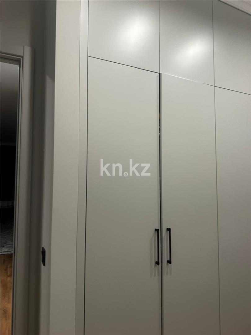 Продажа 3-комнатной квартиры, 79 м², ул. Муканова в Караганде - фото 6