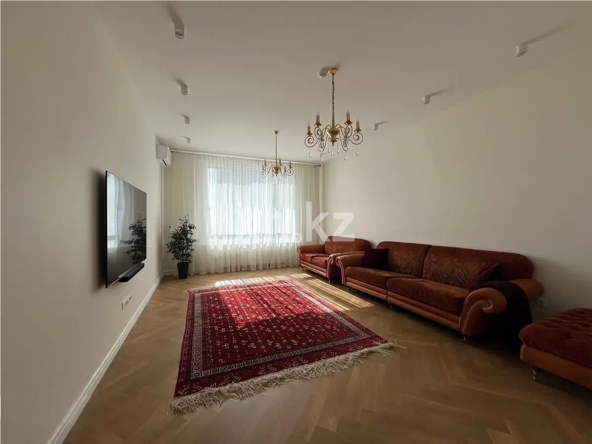 Продажа 4-комнатной квартиры, 133 м², ул. Е-899, дом  1/1 в Астане
