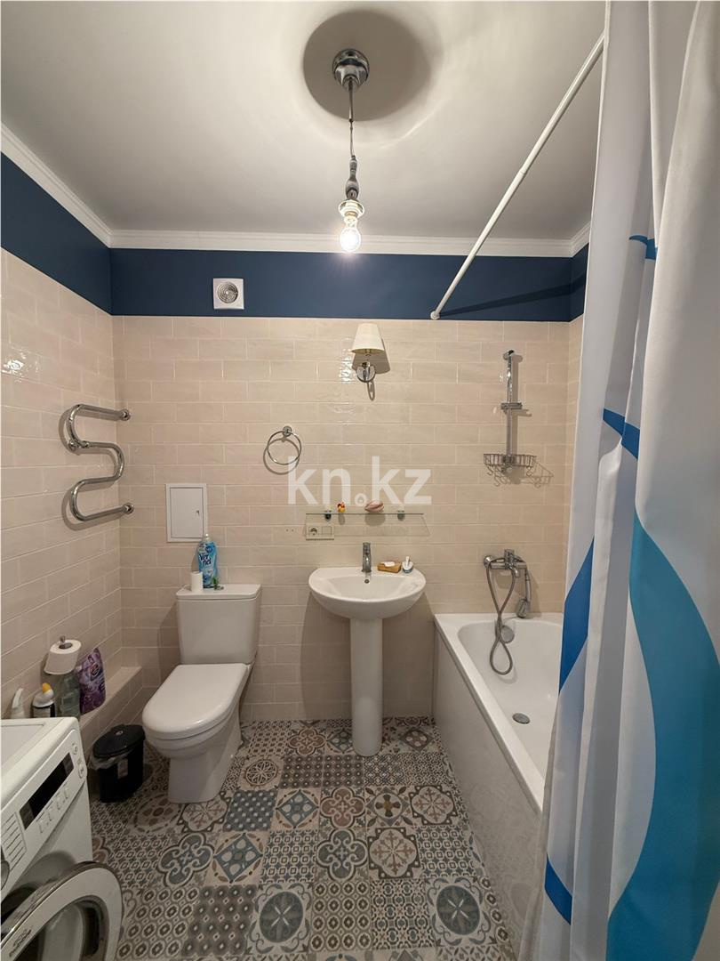 Продажа 1-комнатной квартиры, 43 м², ул. Сарайшык в Астане - фото 7