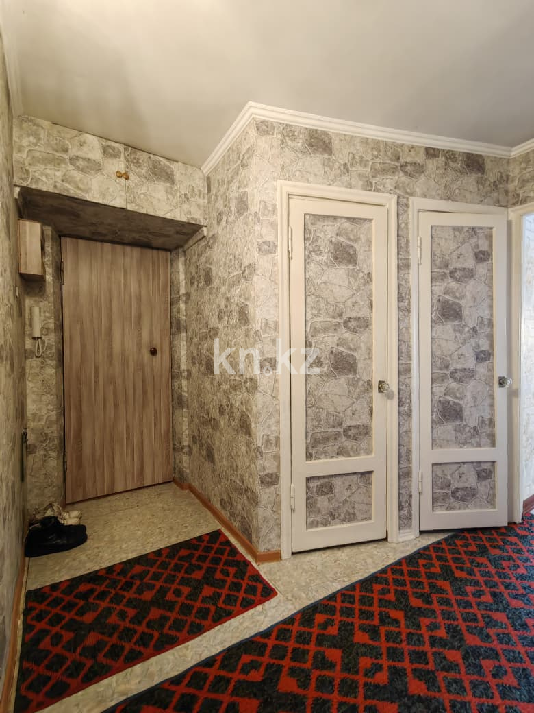 Продажа 2-комнатной квартиры, 45 м², мкр-н 6, дом  3 в Караганде - фото 21