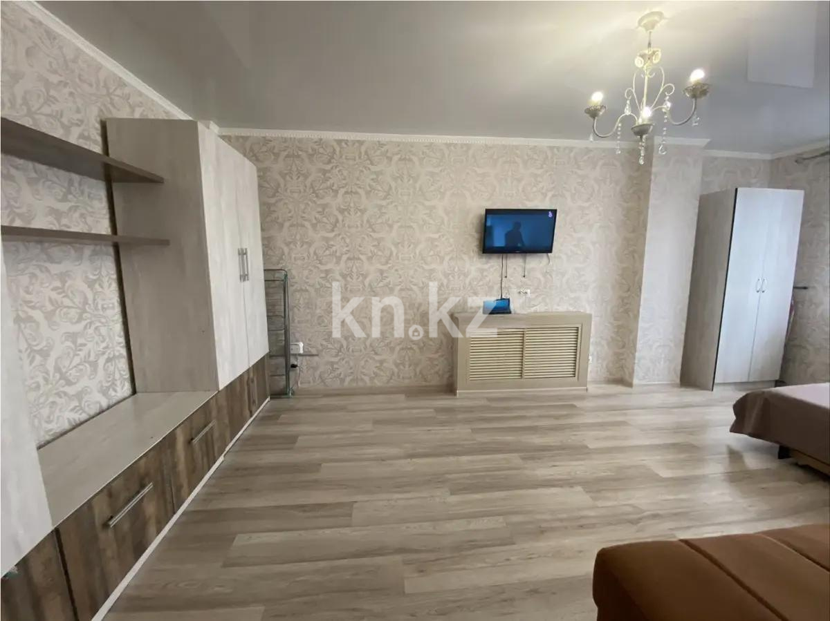 Продажа 1-комнатной квартиры, 40 м², пр. Мангилик Ел, дом  19 в Астане