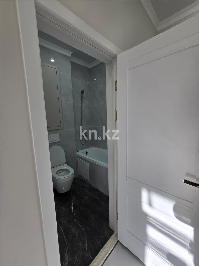 Продажа 2-комнатной квартиры, 46 м², ул. Букетова, дом  3/5 в Караганде - фото 9