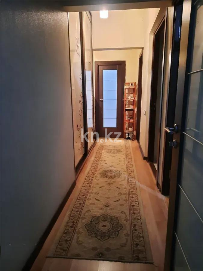Продажа 3-комнатной квартиры, 70 м², мкр-н Аксай-4, дом  15 в Алматы - фото 6