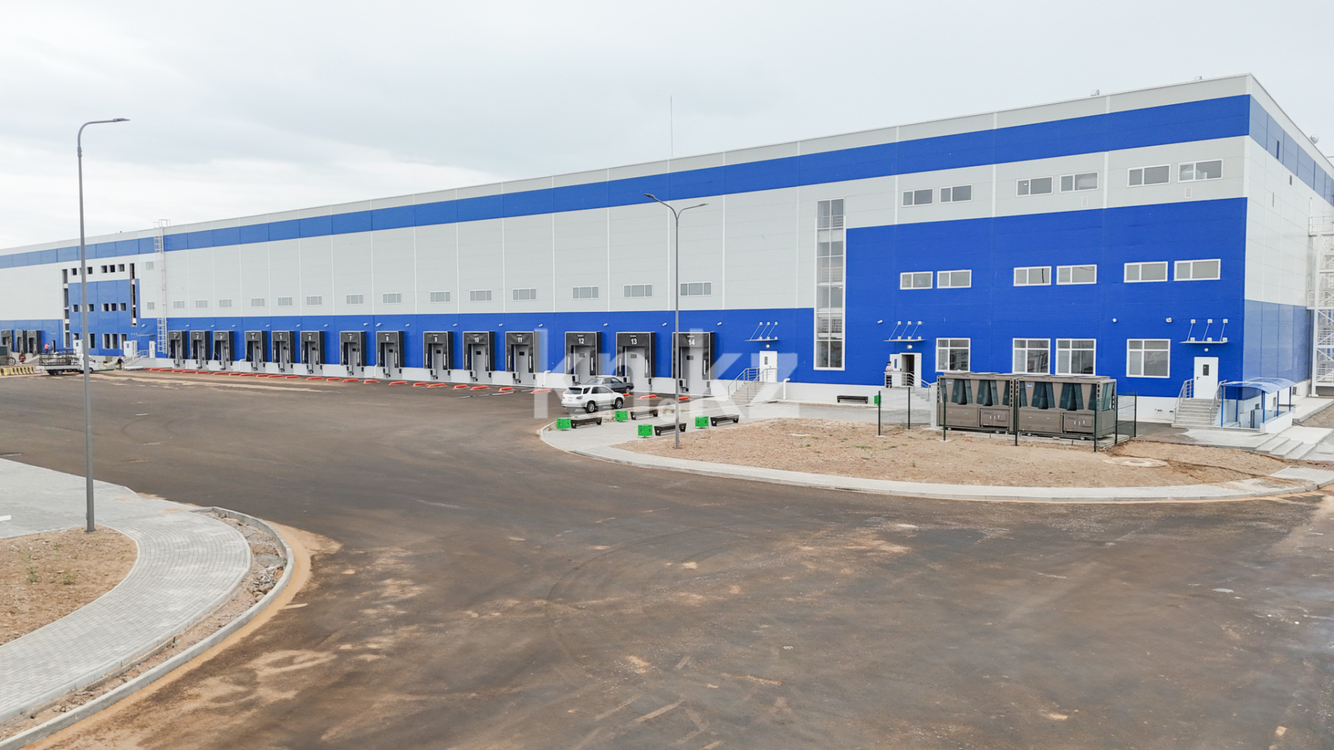 Аренда , 5000 м², АКХ Жетысу, дом  1095 в Алматы - фото 2