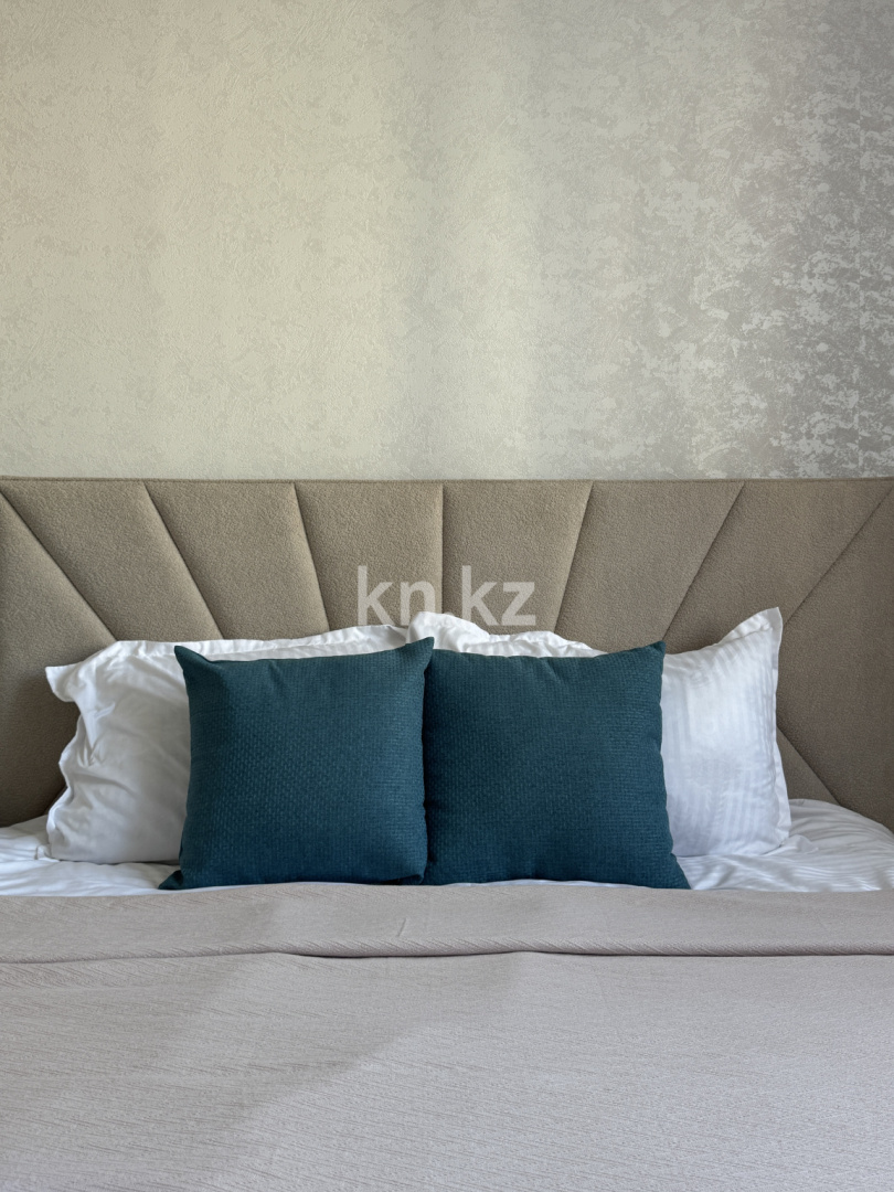 Аренда 1-комнатной квартиры посуточно, 50 м², ул. Кенесары, дом  8 - пр. Сарыарка в Астане - фото 4