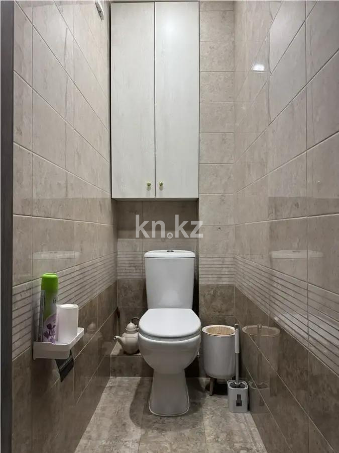 Продажа 3-комнатной квартиры, 78 м², ул. Ермекова, дом  114/4 в Караганде - фото 6