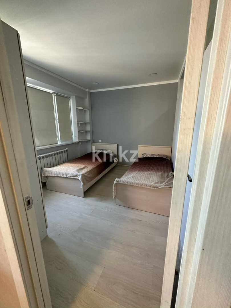 Продажа 3-комнатной квартиры, 55 м², ул. Момышулы, дом  25 в Алматы