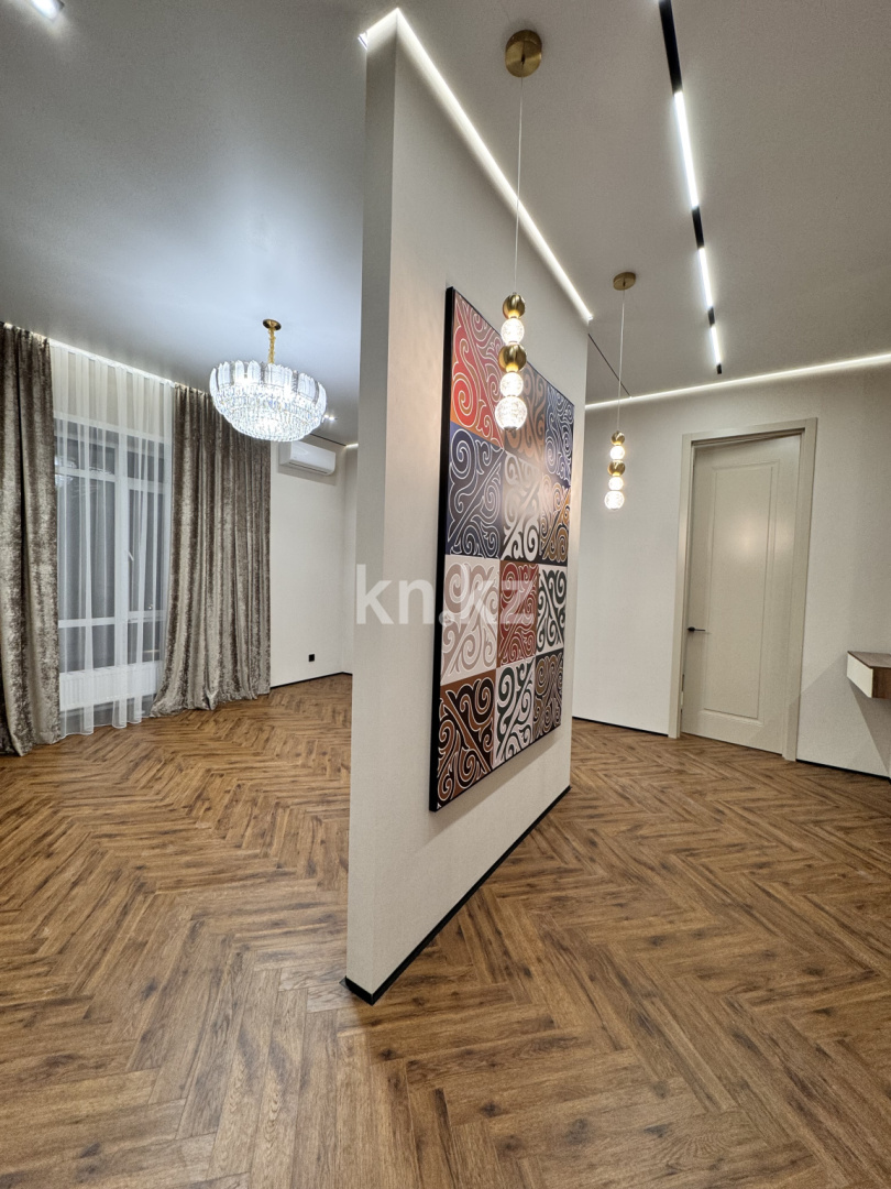 Продажа 2-комнатной квартиры, 70.2 м², ул. Жошы хана, дом  16/1 в Астане - фото 9