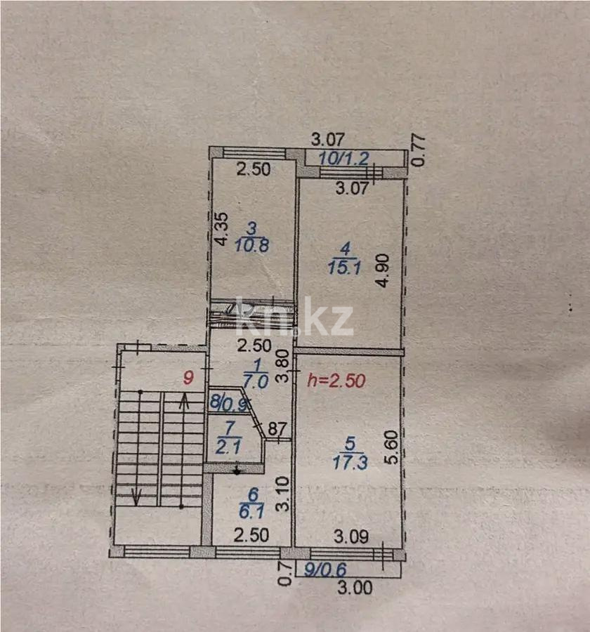Продажа 3-комнатной квартиры, 61 м², 16-й мкр., дом  20 в Караганде