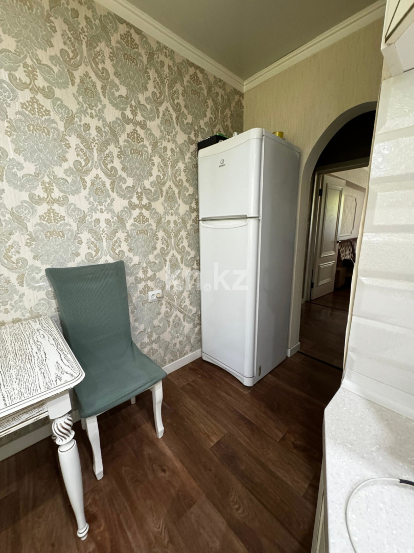 Продажа 3-комнатной квартиры, 65 м², пр. Райымбека в Алматы - фото 3