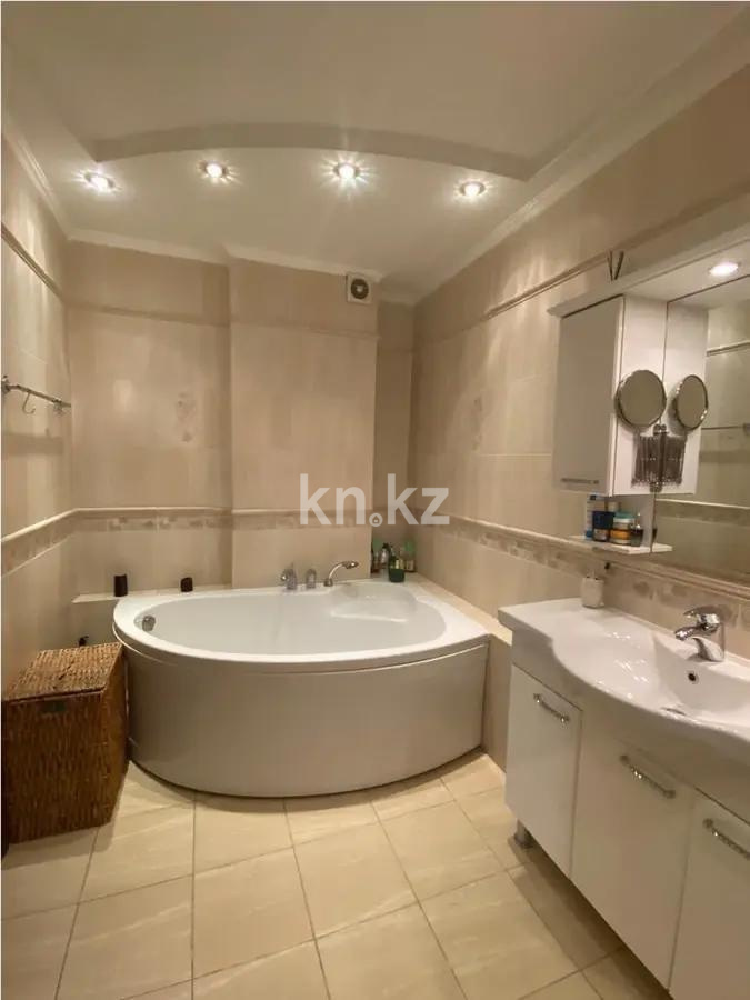 Продажа 3-комнатной квартиры, 105 м², ул. Наурызбай батыра, дом  152б в Алматы - фото 6