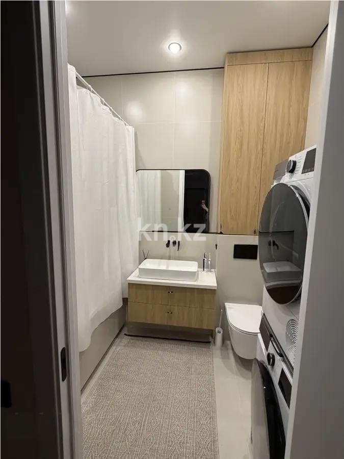 Продажа 3-комнатной квартиры, 73 м², пр. Туран, дом  52/2 в Астане - фото 4