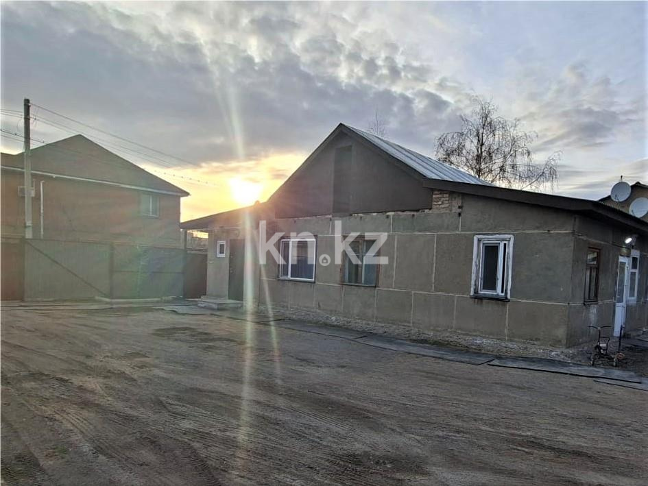 Продажа 5-комнатного дома, 105 м² в Караганде