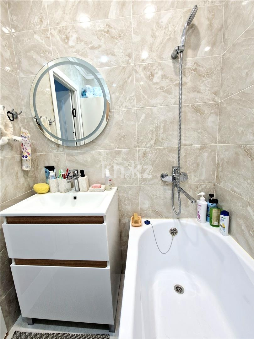 Продажа 4-комнатной квартиры, 85 м² в Караганде - фото 22