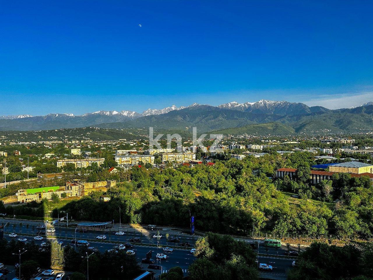 Аренда 3-комнатной квартиры посуточно, 79 м² в Алматы - фото 13