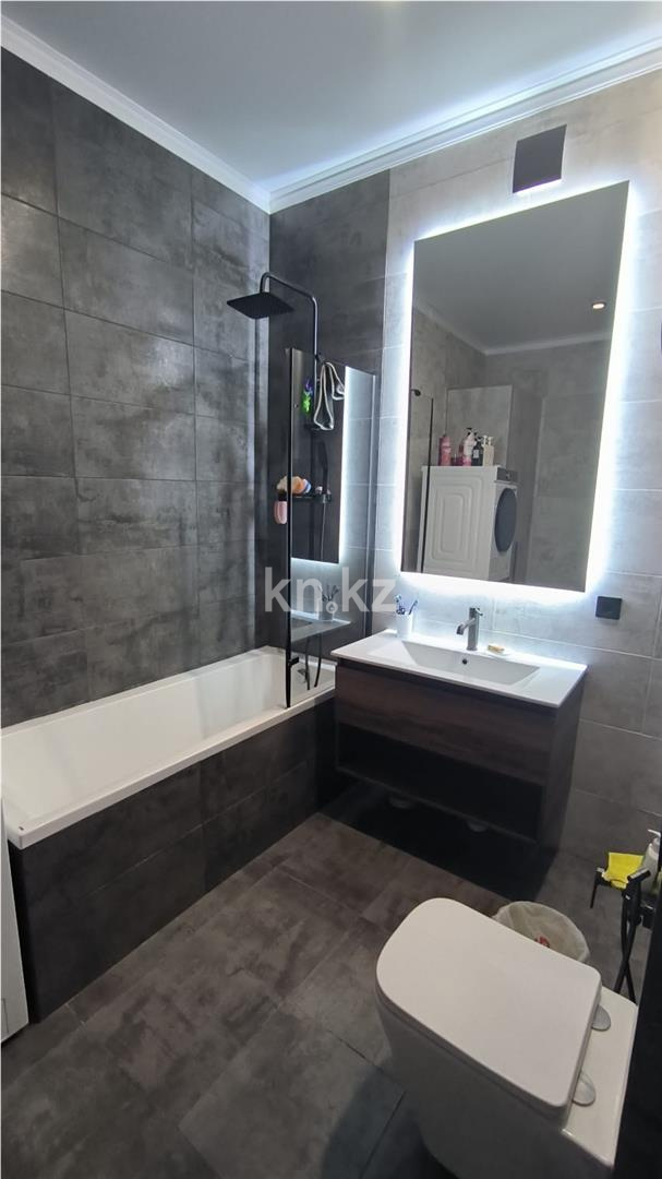 Продажа 3-комнатной квартиры, 86 м², 137 учетный квартал в Караганде - фото 15