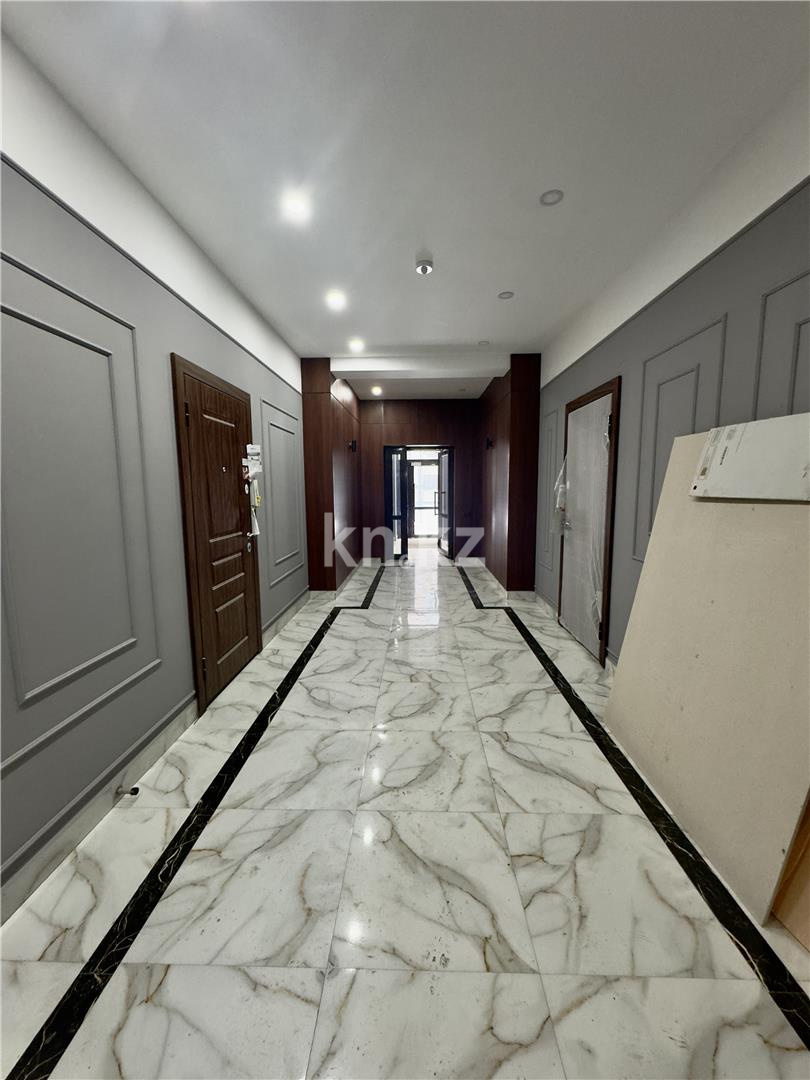 Продажа 3-комнатной квартиры, 87 м², ул. Жанибекова, дом  53 в Караганде - фото 18