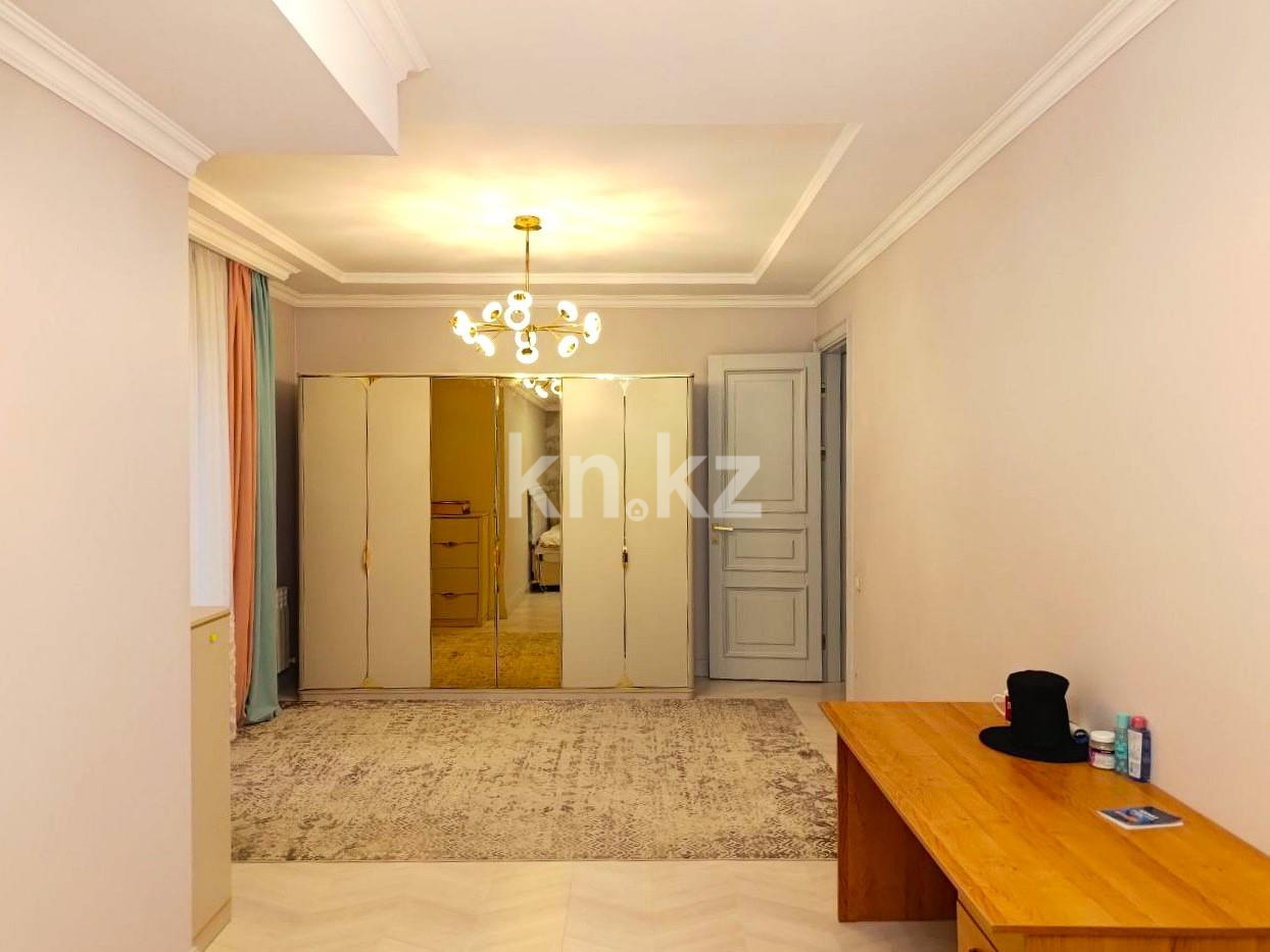 Продажа 9-комнатного дома, 450 м², мкр-н Алтын Арка в Караганде - фото 11