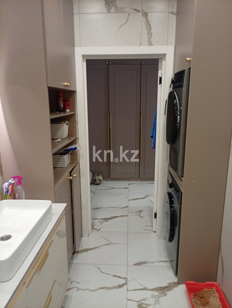 Продажа 2-комнатной квартиры, 65 м² в Алматы - фото 13