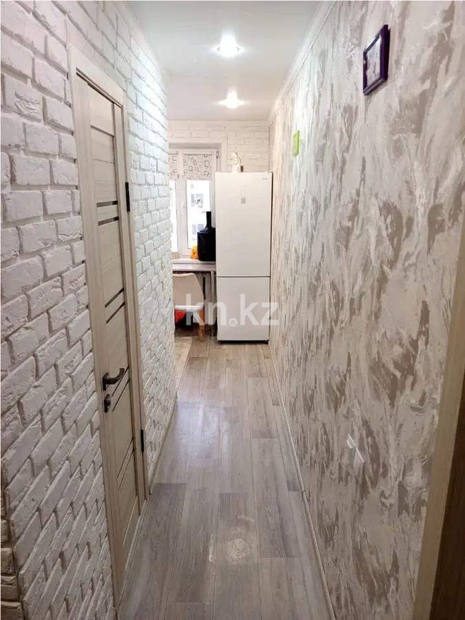 Продажа 1-комнатной квартиры, 30 м², 15-й мкр., дом  26 в Караганде - фото 5