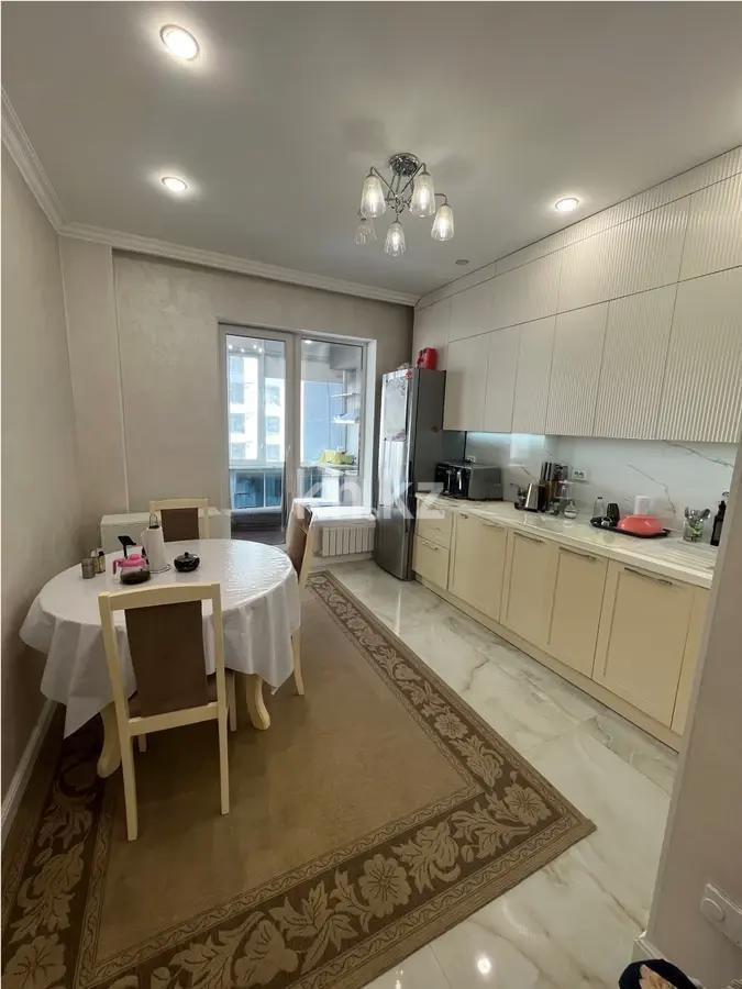 Продажа 3-комнатной квартиры, 122.2 м², пр. Туран, дом  52/1 в Астане - фото 4