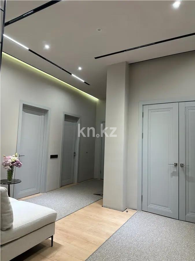 Продажа 3-комнатной квартиры, 90 м², ул. Акмешит, дом  19/4 в Астане - фото 3