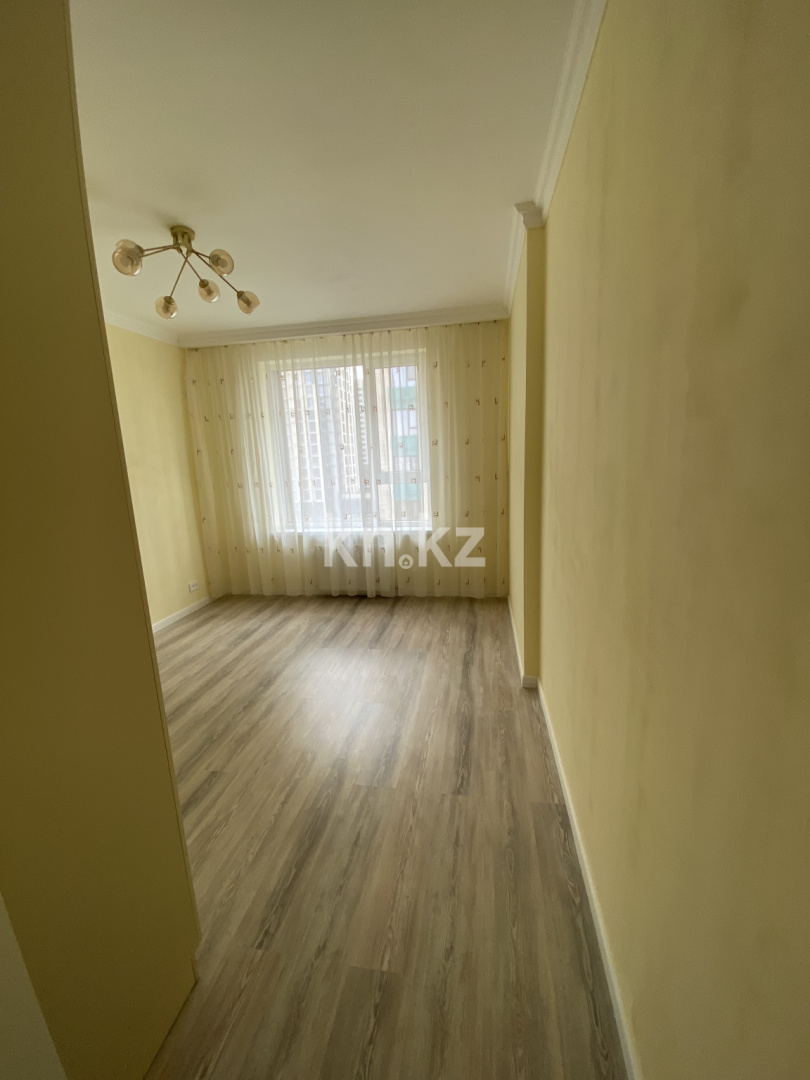 Продажа 2-комнатной квартиры, 70 м², ул. Тургута Озала, дом  194 - пр. Абая в Алматы - фото 2