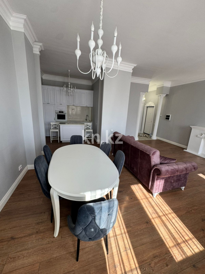 Продажа 3-комнатной квартиры, 87.2 м², ул. Панфилова, дом  11 в Астане