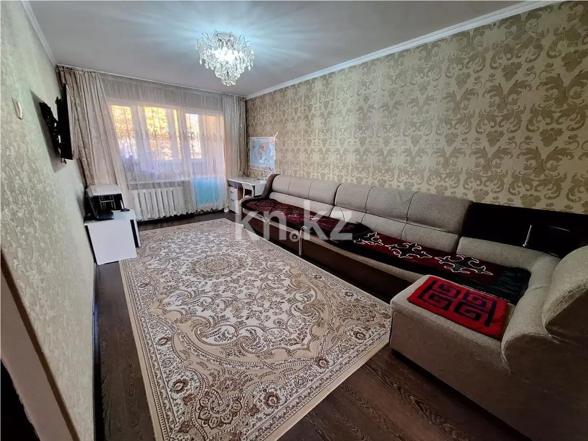 Продажа 3-комнатной квартиры, 62 м², мкр-н Аксай-3, дом  3 в Алматы