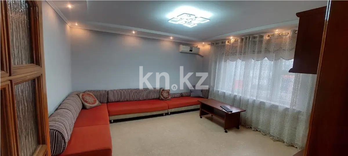 Продажа 3-комнатной квартиры, 64 м², мкр-н Голубые Пруды, дом  17 в Караганде