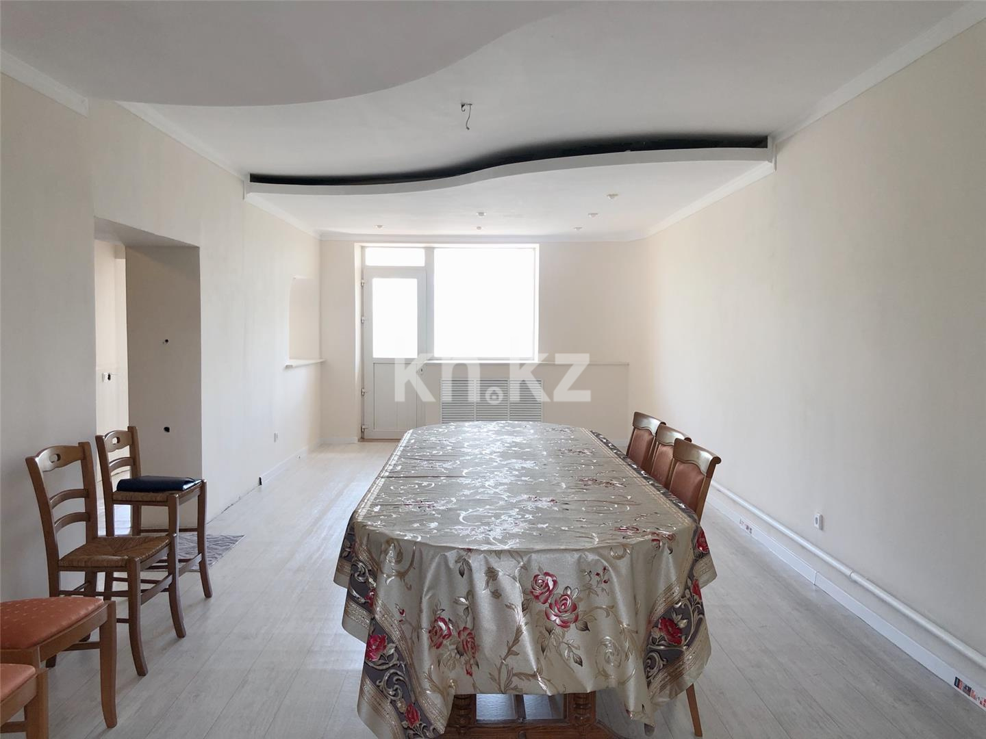 Продажа 6-комнатного дома, 300 м², ул. Крупской в Темиртау