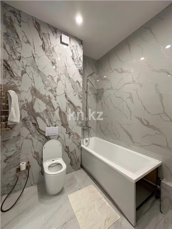 Продажа 3-комнатной квартиры, 126 м², мкр-н Акжар, дом  3/7 в Алматы - фото 5