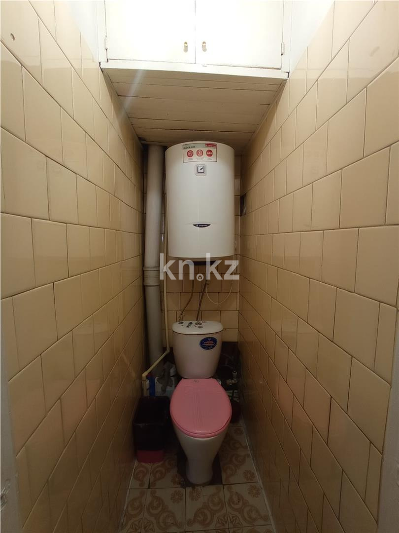 Продажа 3-комнатной квартиры, 62 м², мкр-н 22 в Караганде - фото 7