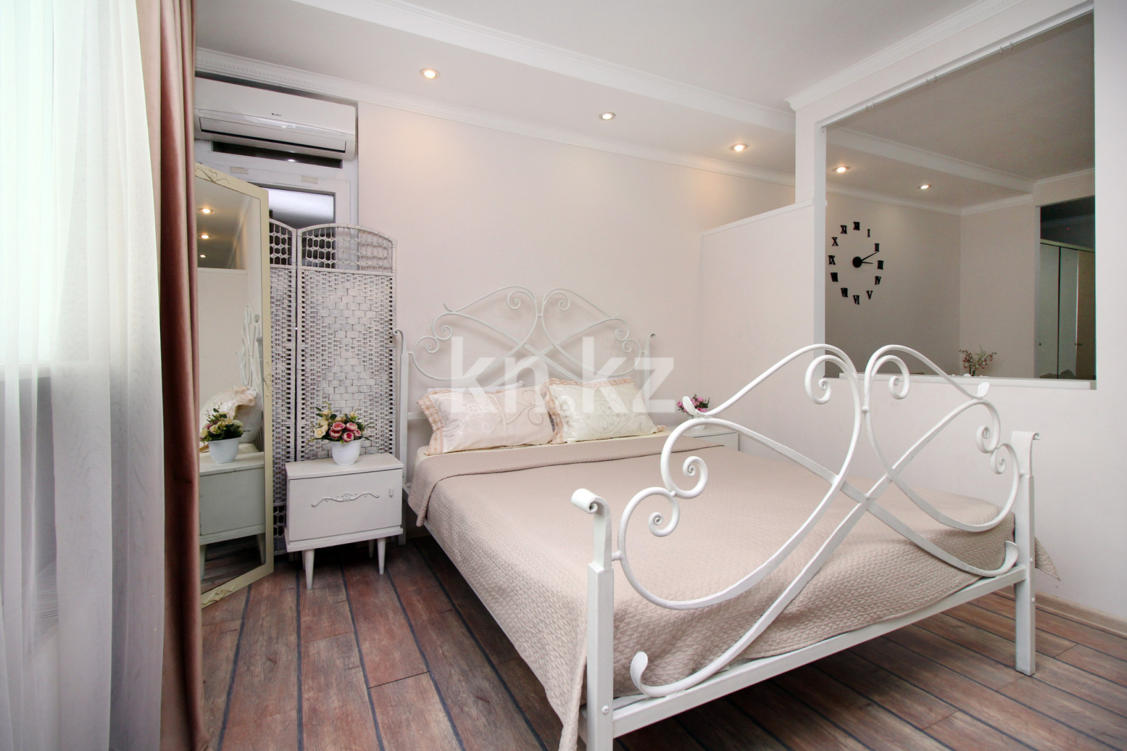 Аренда 1-комнатной квартиры посуточно, 50 м², ул. Хусаинова, дом  225 - ул. Розыбакиева в Алматы - фото 2