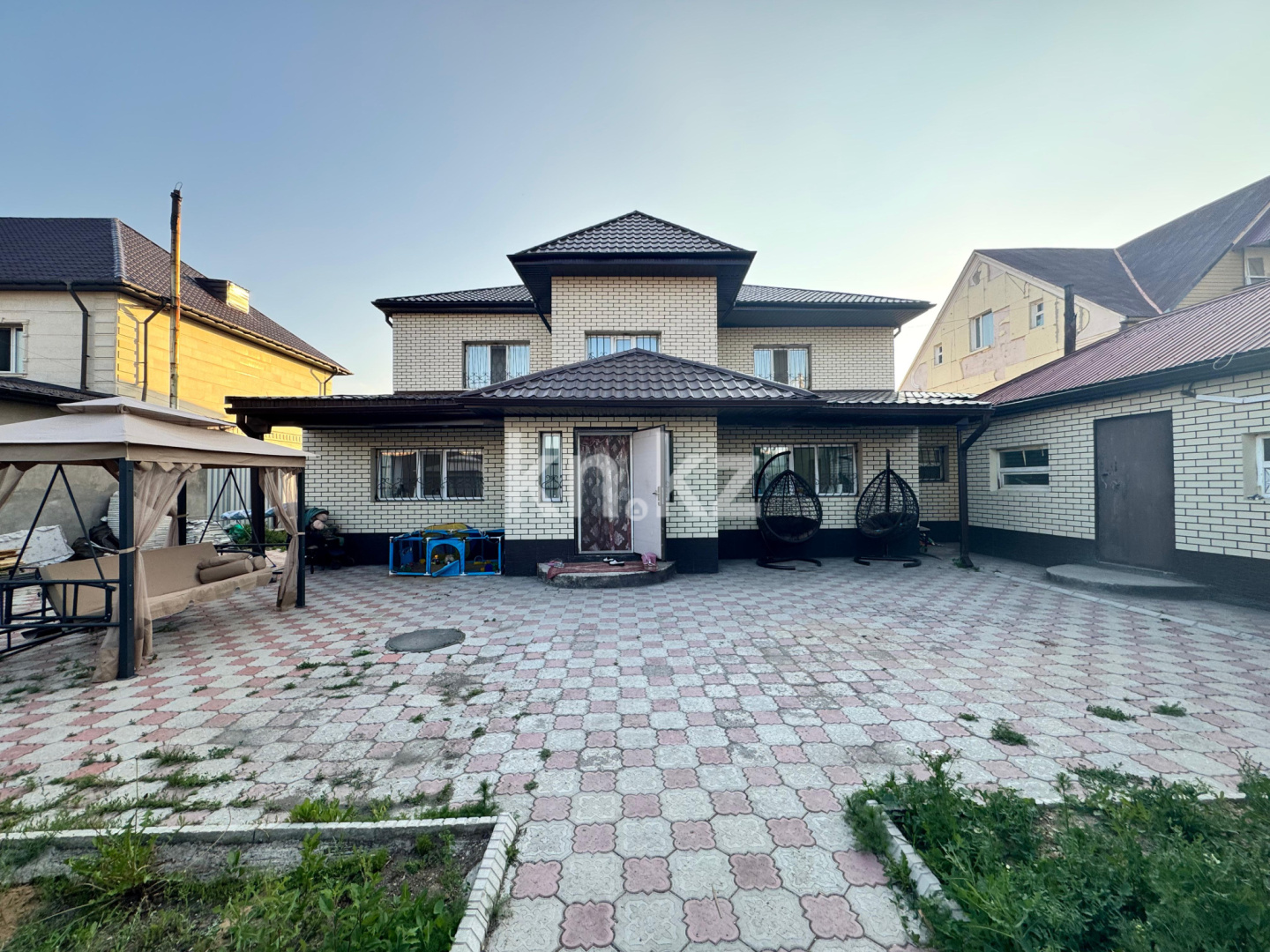 Продажа 6-комнатного дома, 343 м², ул. Карибжанова в Караганде - фото 34