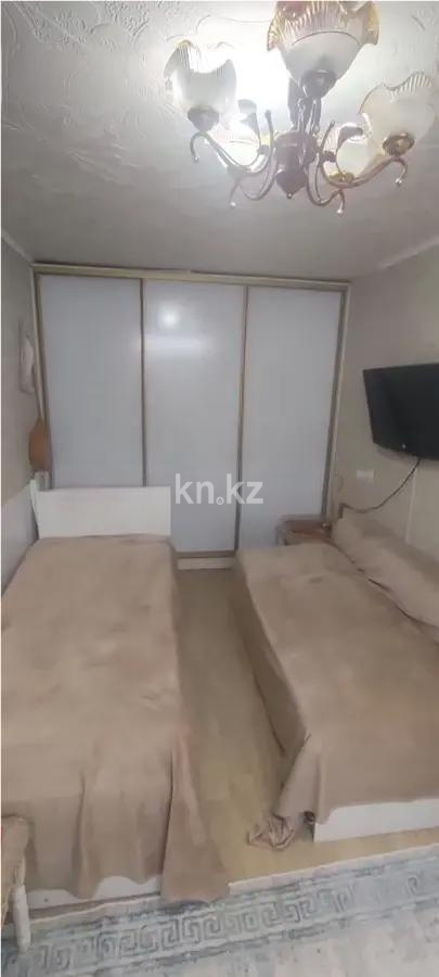 Продажа 2-комнатной квартиры, 44 м², 12 мкр., дом  9 в Караганде - фото 3